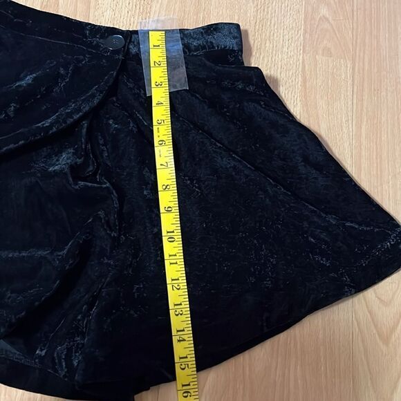 ZARA  Skorts  - Picture 8 of 8